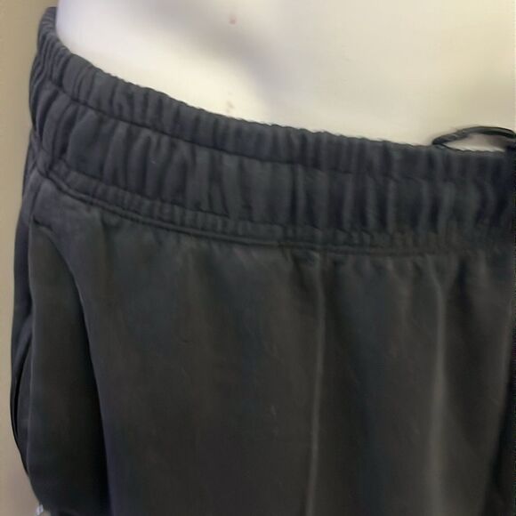 Old Navy Active Women’s Black Dynamic Fleece High-Rise Pockets Joggers- Medium - Picture 9 of 15